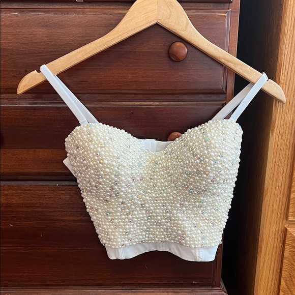 Tops - Elegant Pearl-Embellished Cream Top
